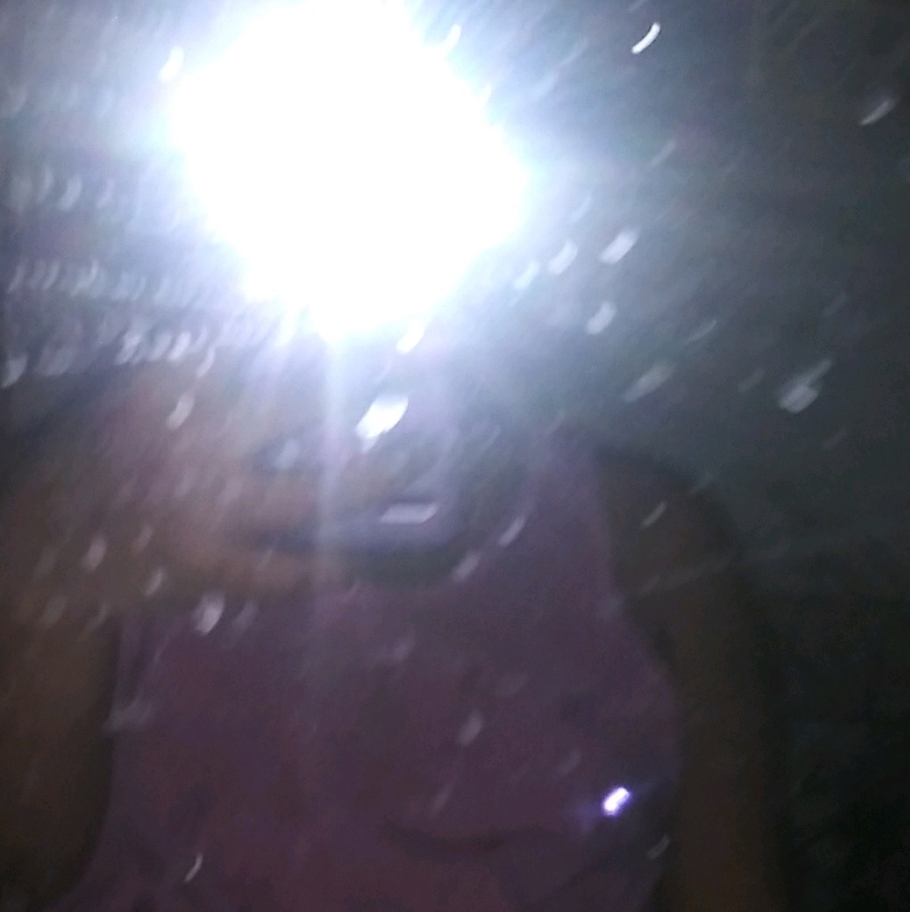 Meet your Posher, Ella